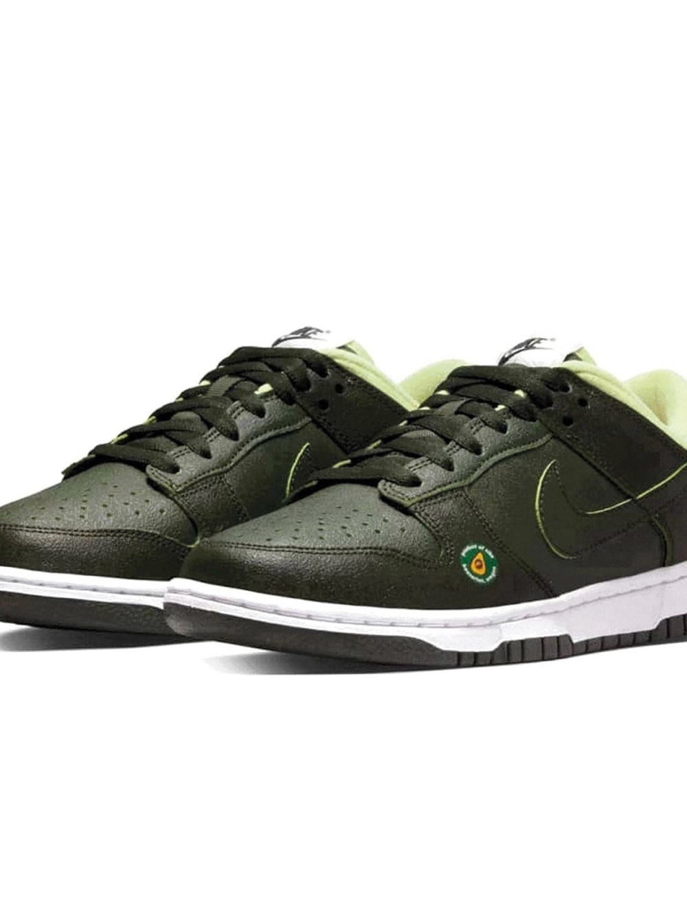 Nike Low Dunk Avocado Green WMNs 7.5 Sneakers COLLECTORS EDITION